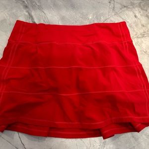 Lululemon red athletic skirt -6 tall